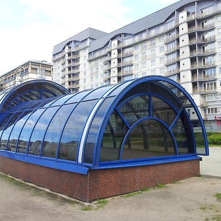 Апартаменты Независимости 168-2 Minsk Rum bild