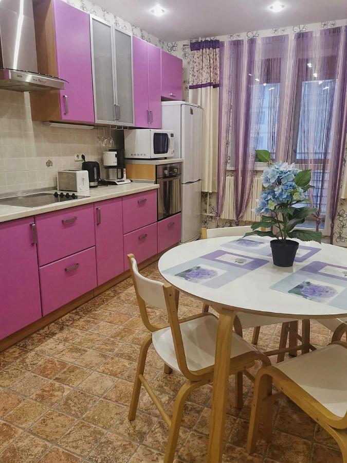 Апартаменты Независимости 168-2 Minsk Exteriör bild
